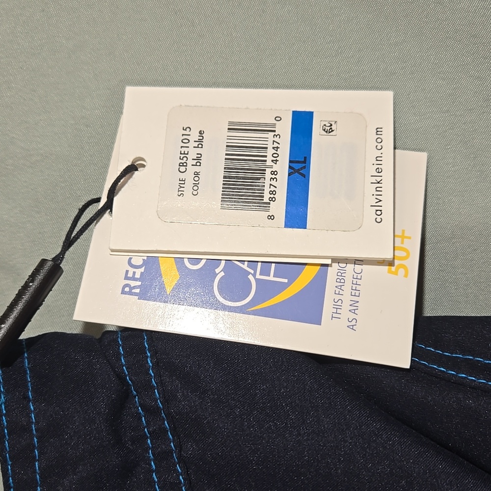 Calvin Klein XL 50+ UPF/SPF Quick Dry Navy and Blue Board Shorts Swim Trunks - Picture 3 of 7